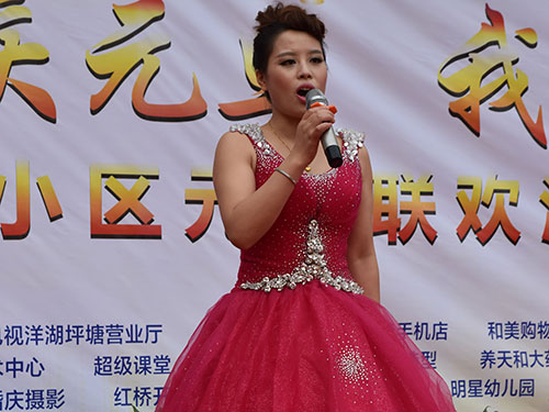 博才花溪小學(xué)，獨唱《真誠的美麗》